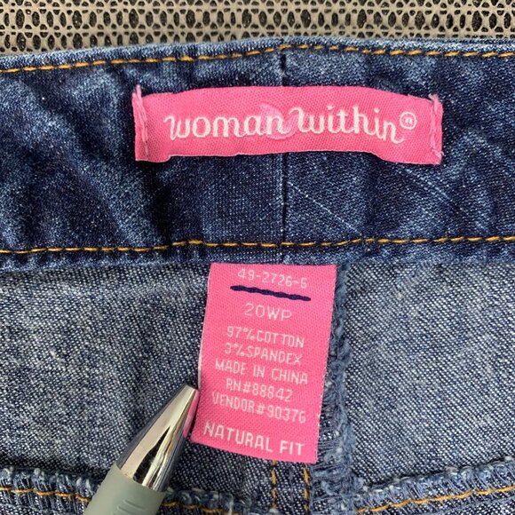 Woman Within Womens Plus Size 20WP Blue  Denim Capri Pants High Rise Stretchy - Picture 5 of 9